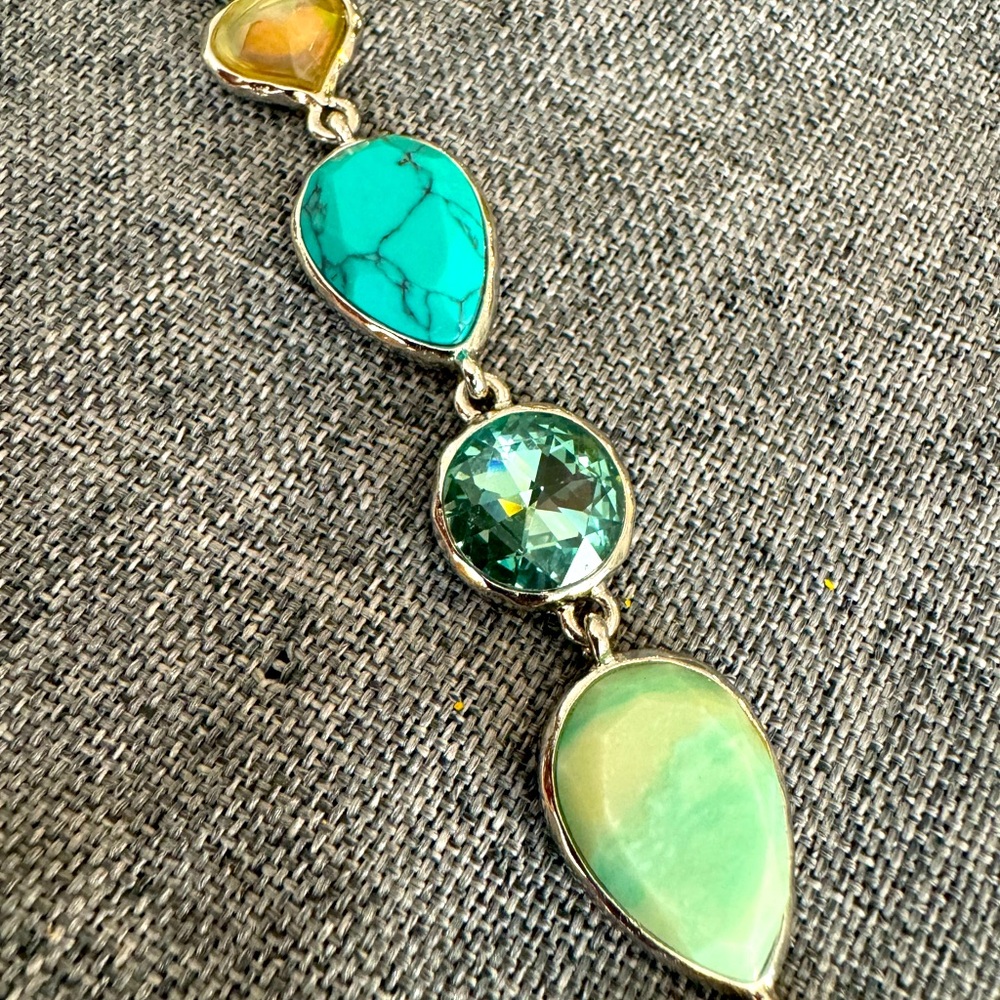 Chloe and Isabel Marine and turquoise colored bracelet